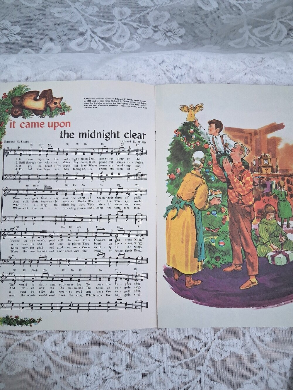 Vintage Whitman Christmas Carols Illustrated Music Books Voice Piano Guitar - Picture 14 of 16